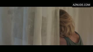 AXELLE LAFFONT nude in MILF