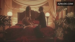 TAMMY DI CALAFIORI nude in Magnifica 70