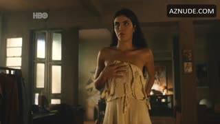 TATYANE MAYER nude in Magnifica 70
