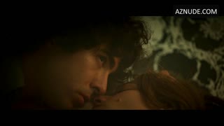 TEA FALCO nude in Maradona: Blessed Dream