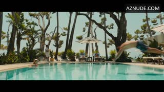 EMILIA CLARKE nude in Me Before You