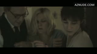 KIRSTEN DUNST nude in Melancholia