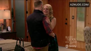 MELISSA JOAN HART nude in Melissa & Joey