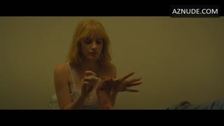 JESSICA CHASTAIN nude in A Most Violent Year