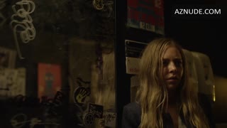 FRANKIE SHAW nude in Mr. Robot