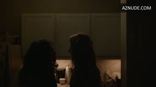 GRACE GUMMER nude in Mr. Robot