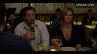 JENNIFER ANISTON nude in Murder Mystery