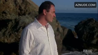 KELLY CARLSON nude in Nip/Tuck