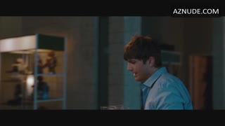 ABBY ELLIOTT nude in No Strings Attached
