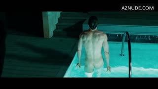ELIZABETH OLSEN nude in Oldboy
