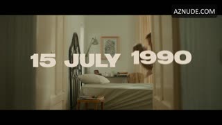 MATHILDE THOMINE STORM nude in One Day