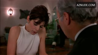 MARISA TOMEI nude in Only You