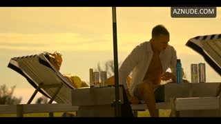 FIONA PALOMO nude in Outer Banks