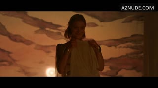 REBECCA HALL nude in Professor Marston & the Wonder Women