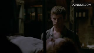 BILLIE PIPER nude in Penny Dreadful