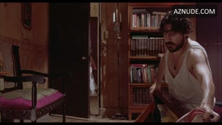 MARISA TOMEI nude in The Perez Family
