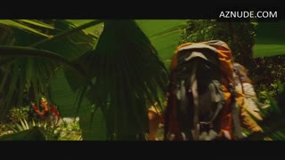 MILLA JOVOVICH nude in A Perfect Getaway