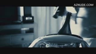 MILLA JOVOVICH nude in A Perfect Getaway
