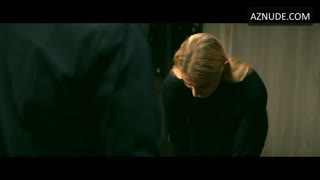 PAULINA KORYCKA nude in Petla