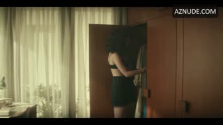ROSE BYRNE nude in Physical