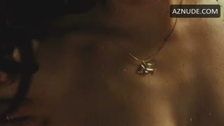 ROSE MCGOWAN nude in Planet Terror
