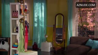 MIRIAM MCDONALD nude in Poison Ivy 4