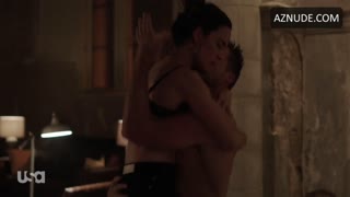 ALICE BRAGA nude in Queen of the South