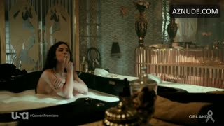 ALICE BRAGA nude in Queen of the South