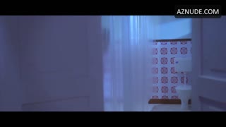 SUNNY LEONE nude in Ragini MMS 2