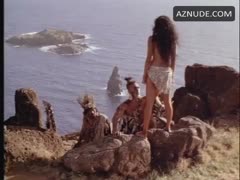 SANDRINE HOLT nude in Rapa Nui