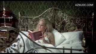 URSULA ANDRESS nude in Soleil rouge