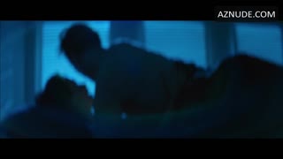 SARAH PAULSON nude in The Runner
