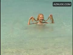 ANNA KOURNIKOVA nude in Sports Illustrated: Swimsuit 2004