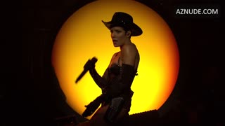 HALSEY nude in Saturday Night Live