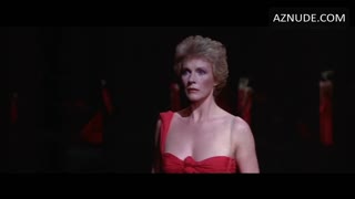 JULIE ANDREWS nude in S.O.B.
