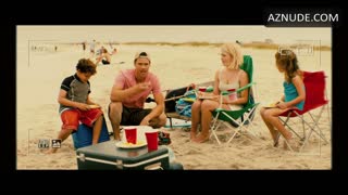 JULIANNE HOUGH nude in Safe Haven