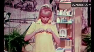 INGRID STEEGER nude in Salon Massage