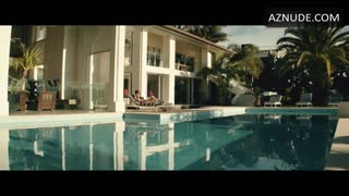 ALEXANDRA DADDARIO nude in San Andreas