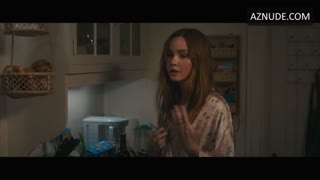 LIANA LIBERATO nude in Scream VI