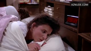JULIA LOUIS-DREYFUS nude in Seinfeld