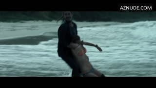 BLAKE LIVELY nude in The Shallows