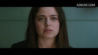 MOLLY GORDON nude in Shiva Baby
