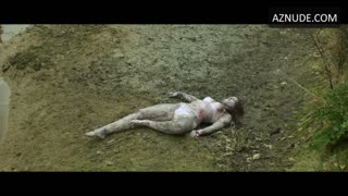 SUSIE AMY nude in Silent Hours