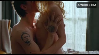LAETITIA DOSCH nude in Simple Passion