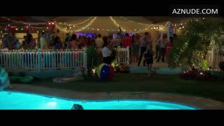 AMY POEHLER nude in Sisters