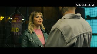 LALI ESPOSITO nude in Sky Rojo