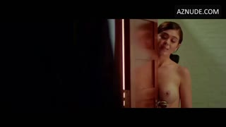ROSE VAN GINKEL nude in Stalkers