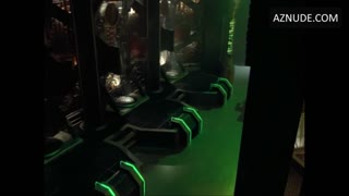 JERI RYAN nude in Star Trek: Voyager