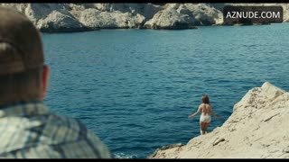 ABIGAIL BRESLIN nude in Stillwater