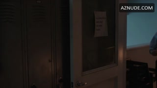 CAITLIN FITZGERALD nude in Sweetbitter